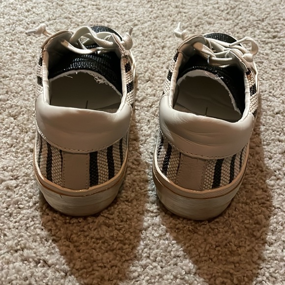 Dolce Vita Zina Patch Sneakers - Picture 5 of 6